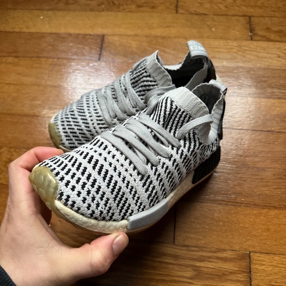 Womens Grey Adidas NMD Boost Shoes - Picture 3 of 6
